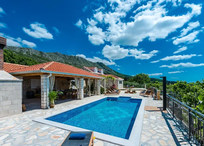 Villa Paulina *